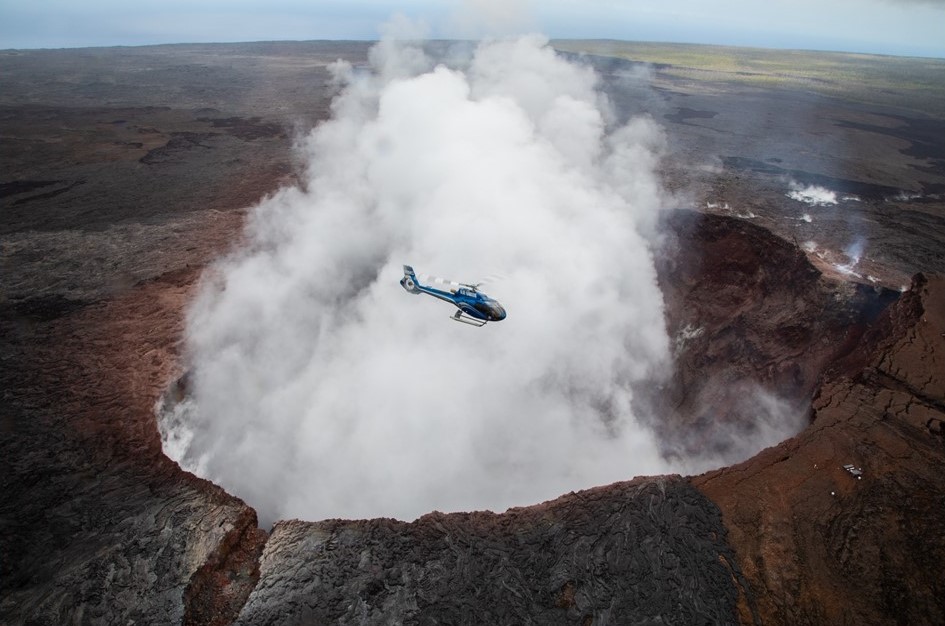 ヘリコプター遊覧 キラウエア火山とコハラ山脈周遊