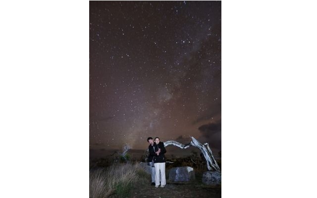 ハワイ島冬の魅力を大凝縮　クジラと夕日と星空観測ツアー