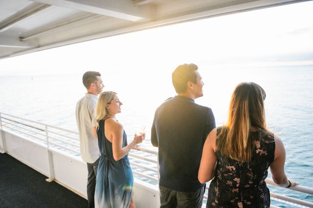 ホエール・ウォッチング・クルーズ