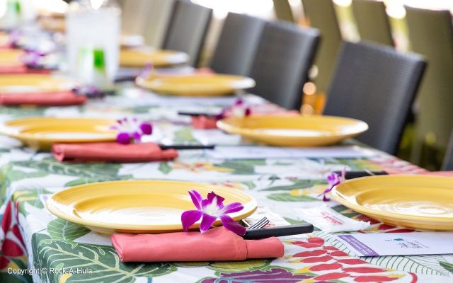 “ロック・ア・フラ”  ルアウ・ビュッフェ