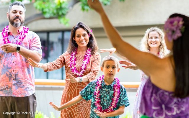 ワイキキ・ルアウ・ビュッフェ