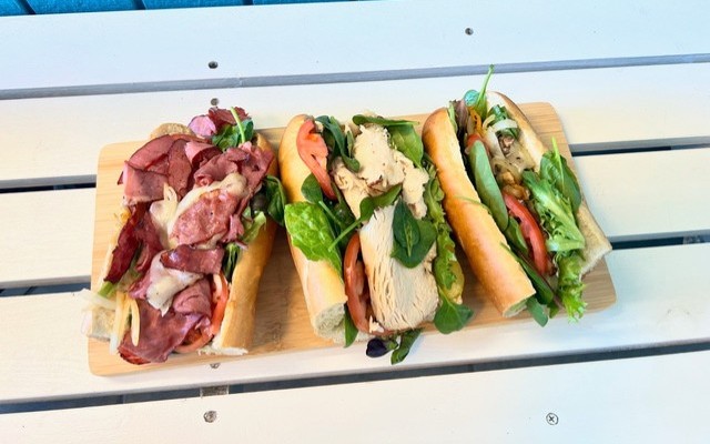 ネイチャー＆ユー・ マノア渓谷の滝ハイキング