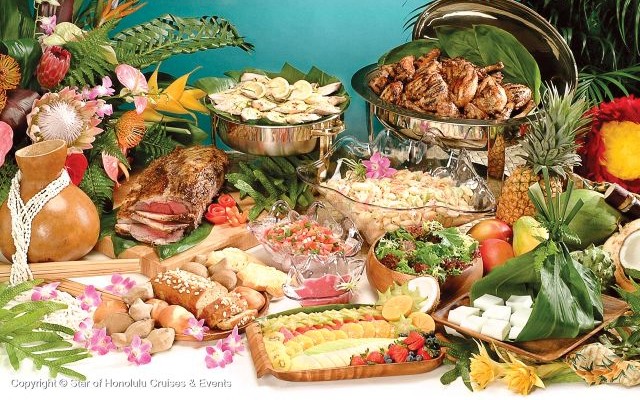 スター・オブ・ホノルル・ニューイヤーズイブ・パーティービュッフェ・クルーズ 
