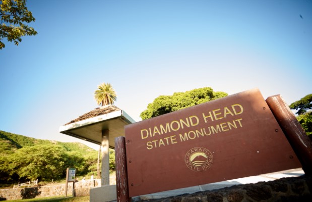 【ʻOLIʻOLIハワイ限定！】ダイヤモンドヘッド・ハイキングとカフェ・カイラ朝食