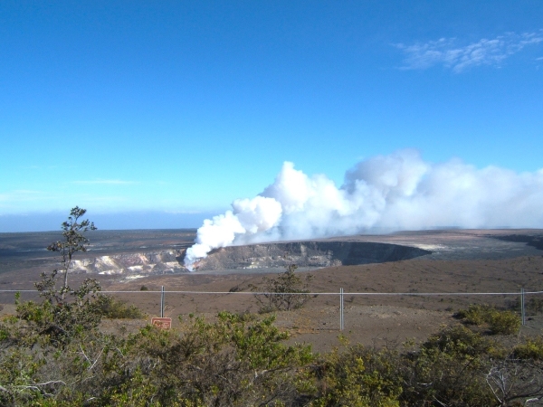 キラウエア火山と<br>マウナケア山麓★星のツアー
