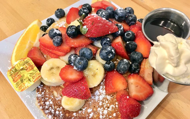 【'OLI'OLIハワイ限定！】カフェ・カイラ朝食とオアフ島一周よくばり観光