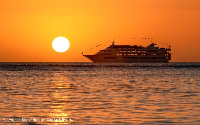 ノバ・５スター・インディペンデンスデー・サンセットクルーズ