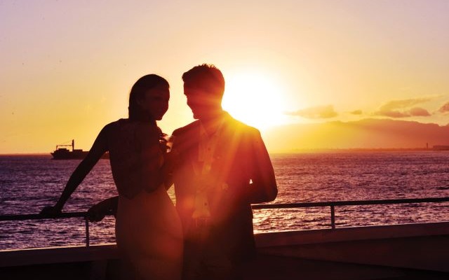 ノバ・５スター・サンセット ディナー・クルーズ （送迎なし）