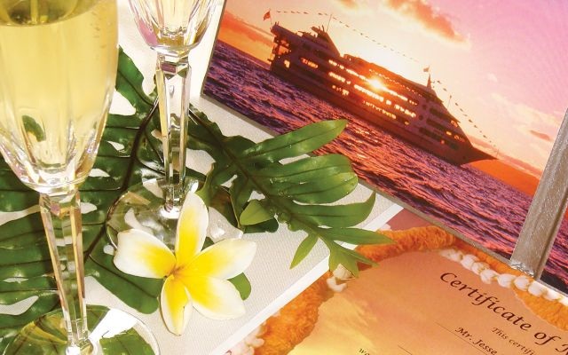 ノバ・５スター・サンセット ディナー・クルーズ　（バウ・リニューアル・プラン）