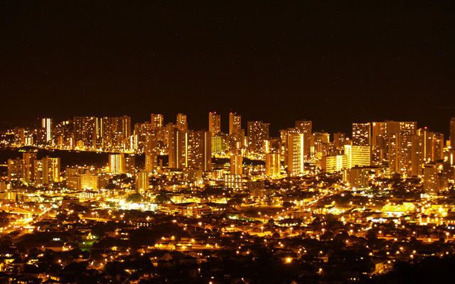 ロイズ＆タンタラス夜景