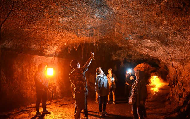 キラウエア火山とマウナケア山麓星のツアー