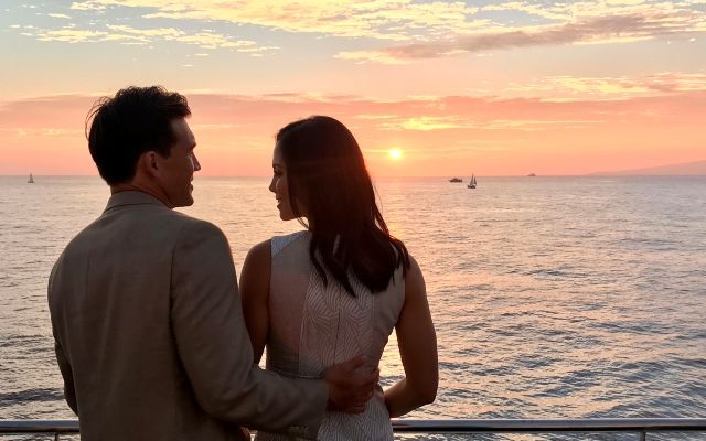 ノバ・５スター・サンセット ディナー・クルーズ　（バウ・リニューアル・プラン）